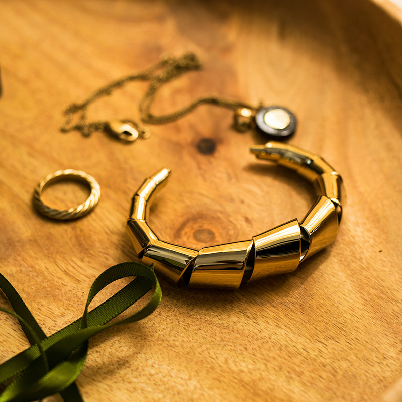 Check Out - Claim in Live-Jewelries